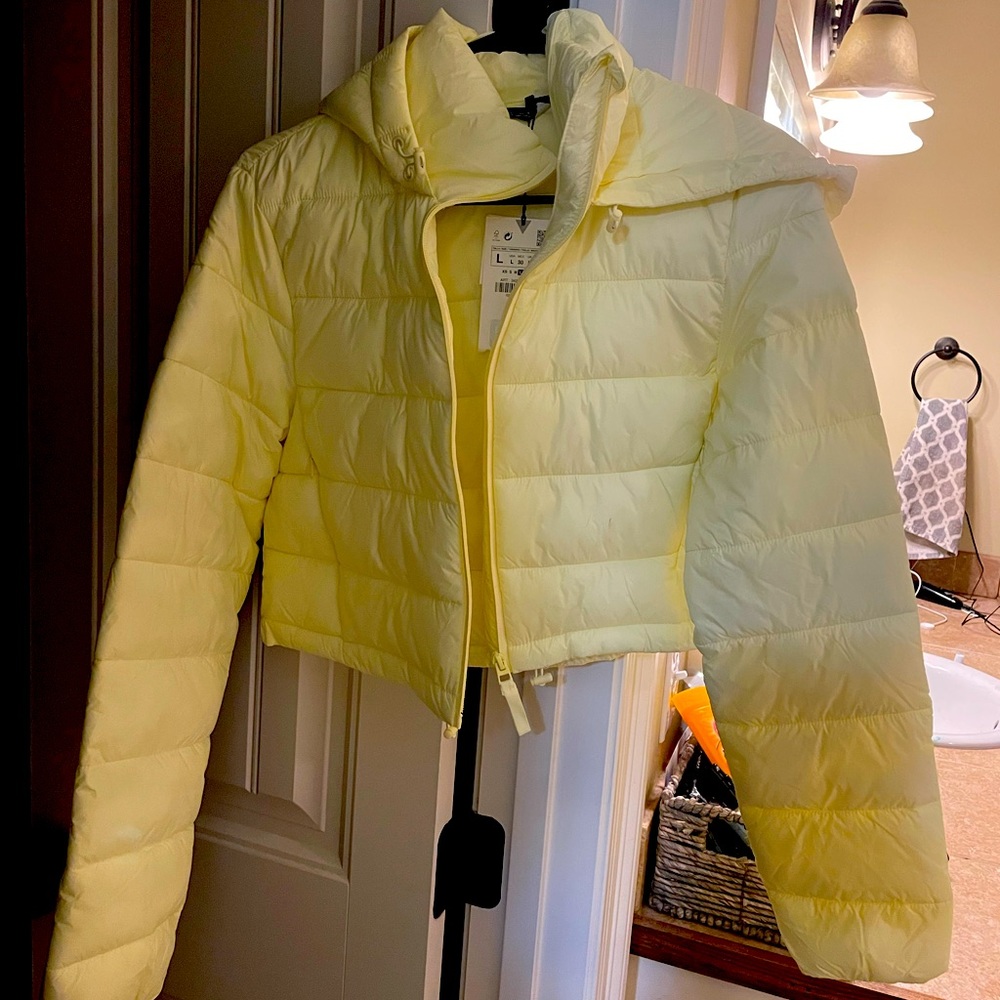 Zara Yellow Cropped Puffer Jacket